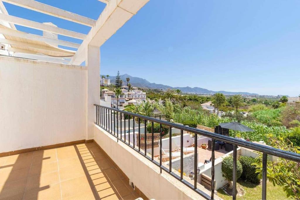 Tropicana Townhouse, 2 Bedroom Nerja Exteriér fotografie